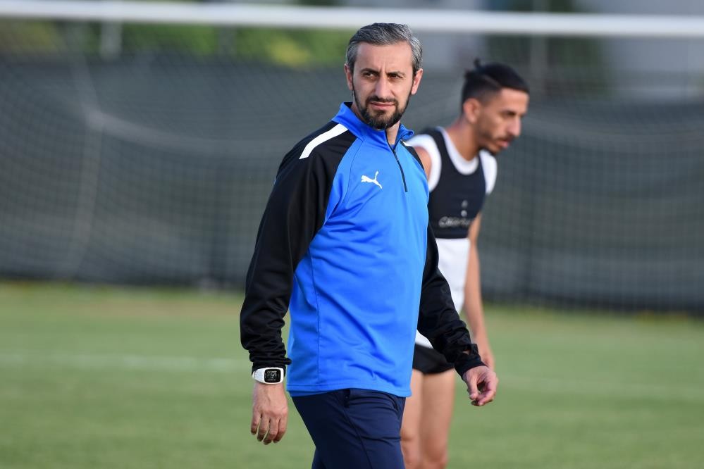 Manisa FK’da Serkan Özbalta istifa etti #manisa