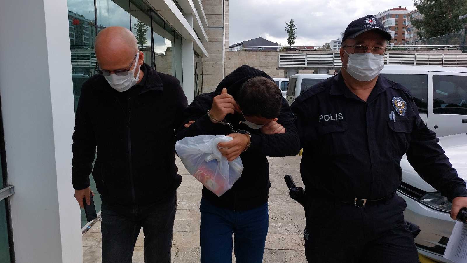 7 hırsızlıktan aranan şahıs börekçide kahvaltı yaparken yakalandı #samsun