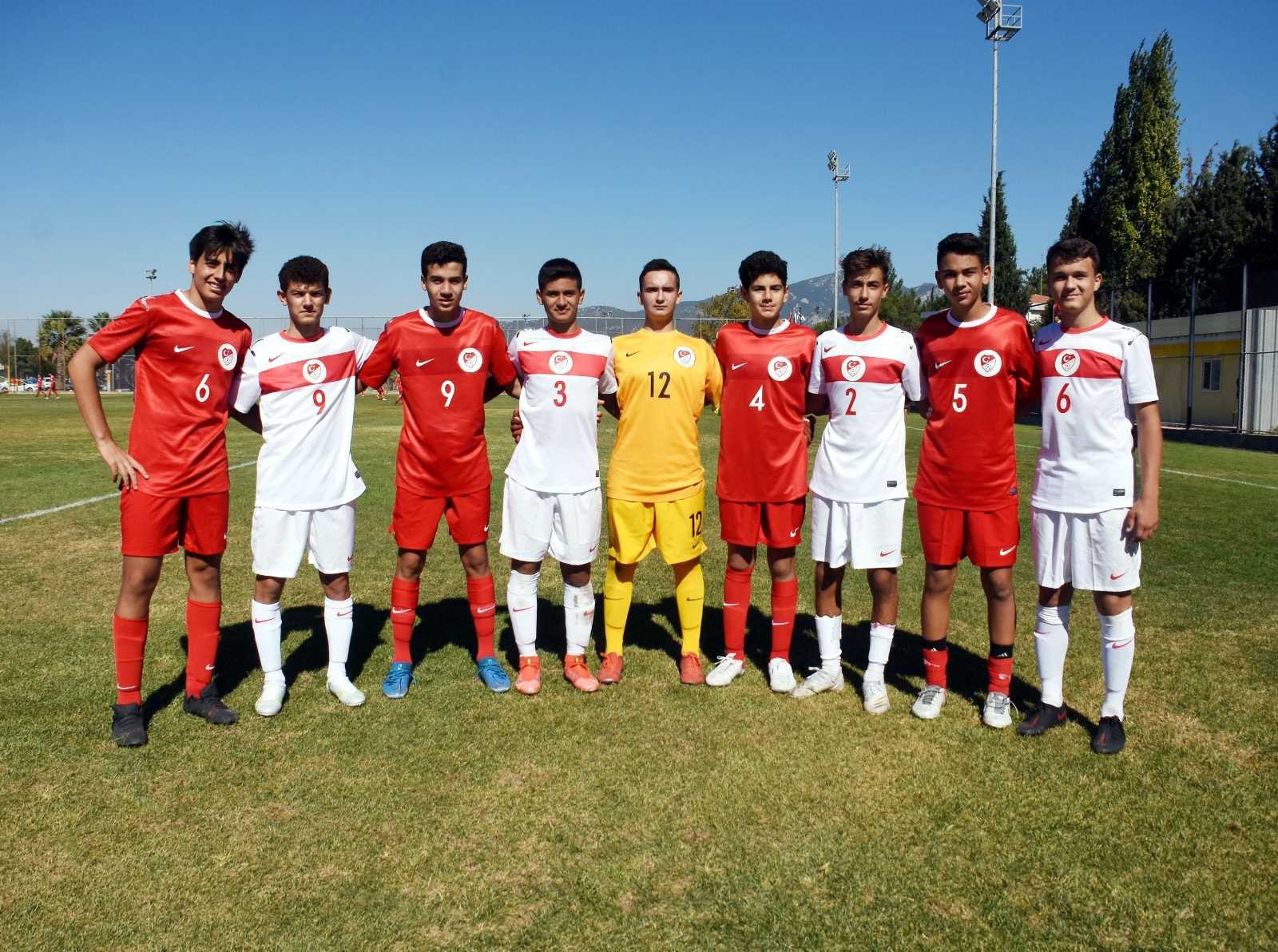 Milli takım seçmelerine Altay’dan 9 genç #izmir