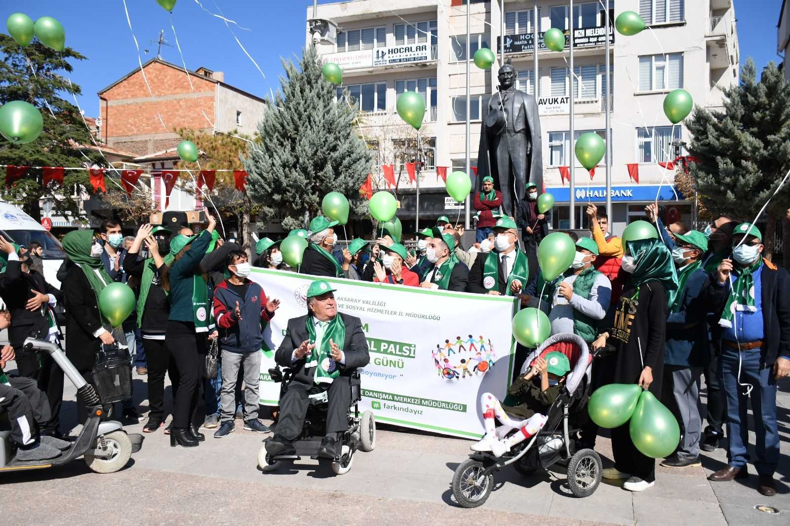 Aksaray’da “Dünya Yeşile Boyanıyor” adlı farkındalık yürüyüşü yapıldı #aksaray