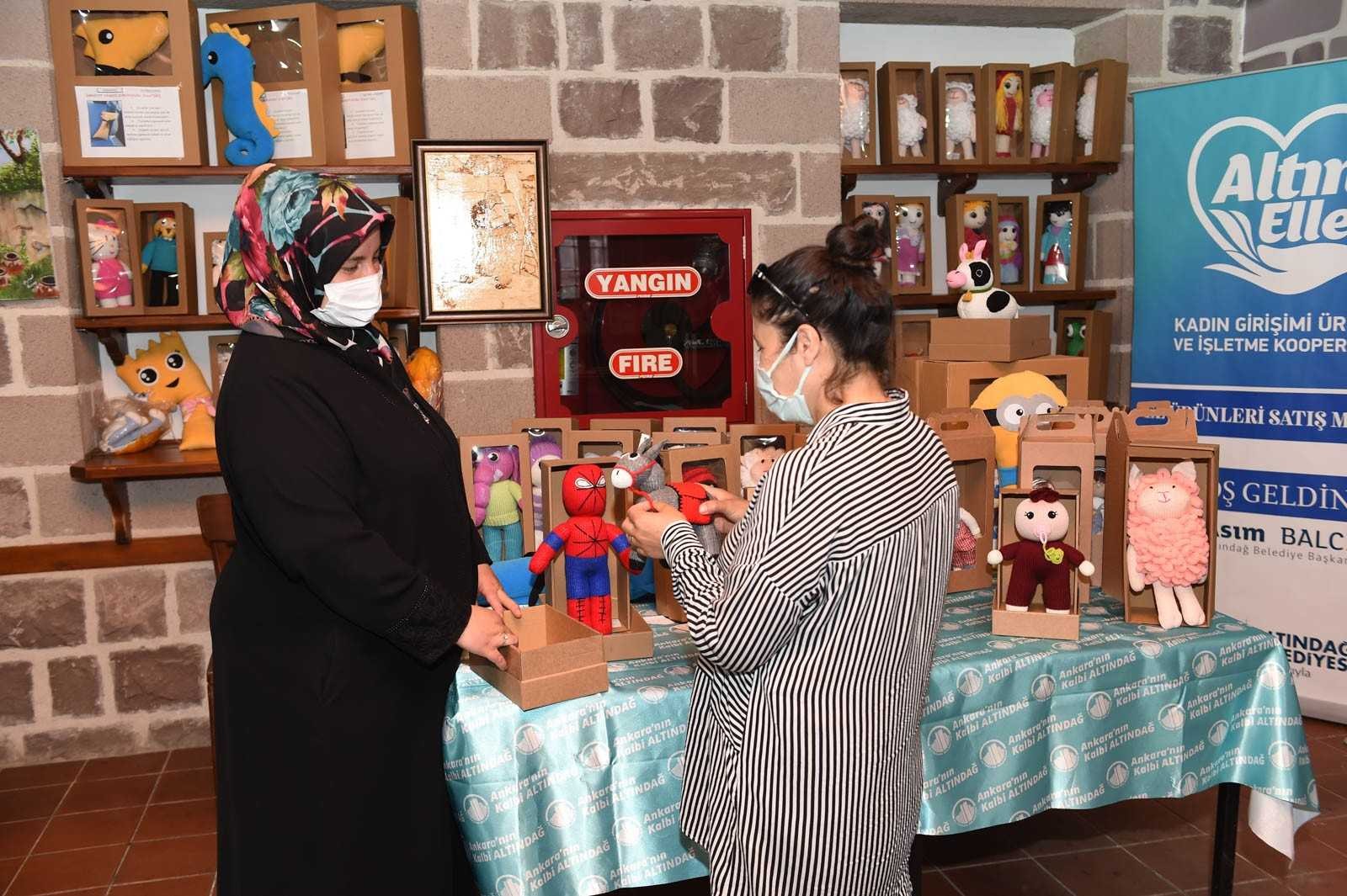 ‘Altın Eller’ ile 300 kadına ekonomik kazanç #ankara
