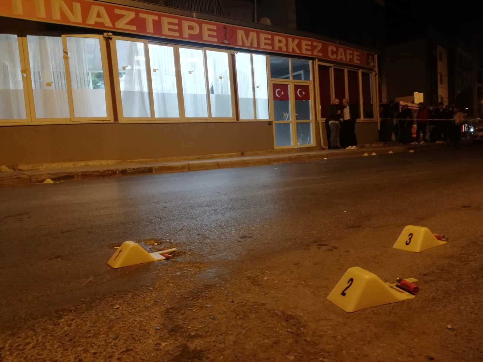 Kafeye ateş açan saldırganı bekçiler etkisiz hale getirdi #izmir