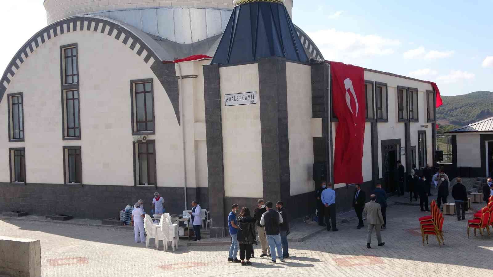 Cezaevi yerleşkesine tam kapsamlı Adalet Cami açıldı #kocaeli