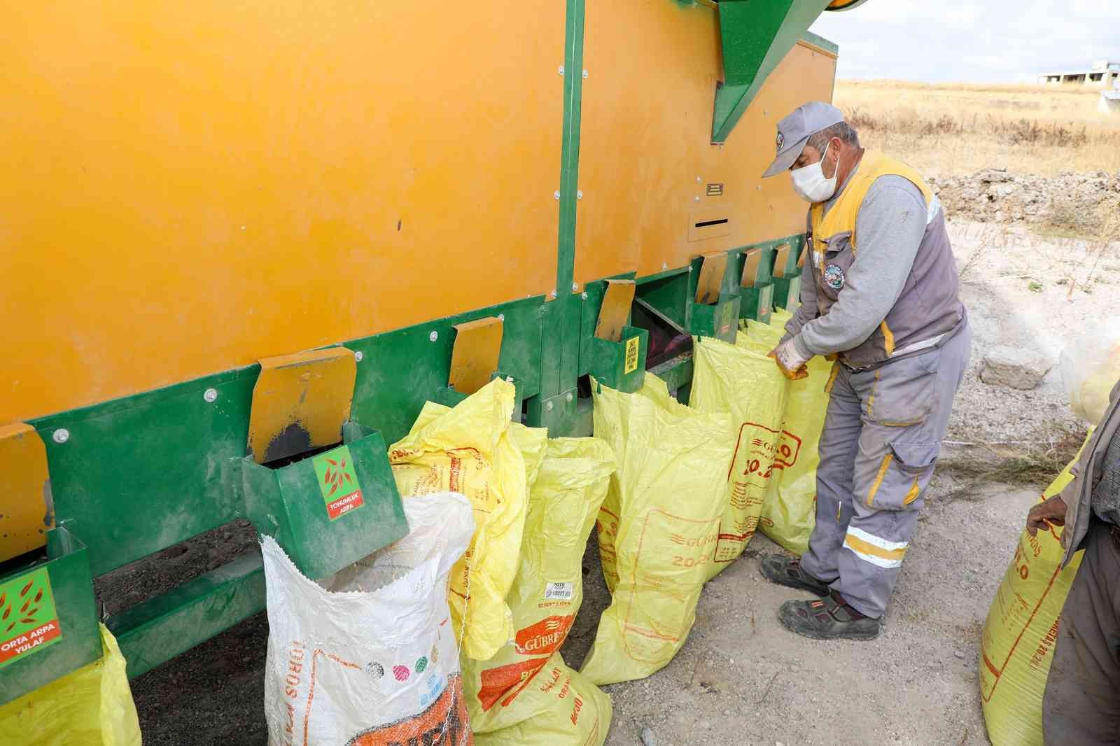 “Talas Belediyesi’nin tohum eleme makinesi işimizi kolaylaştırdı” #kayseri