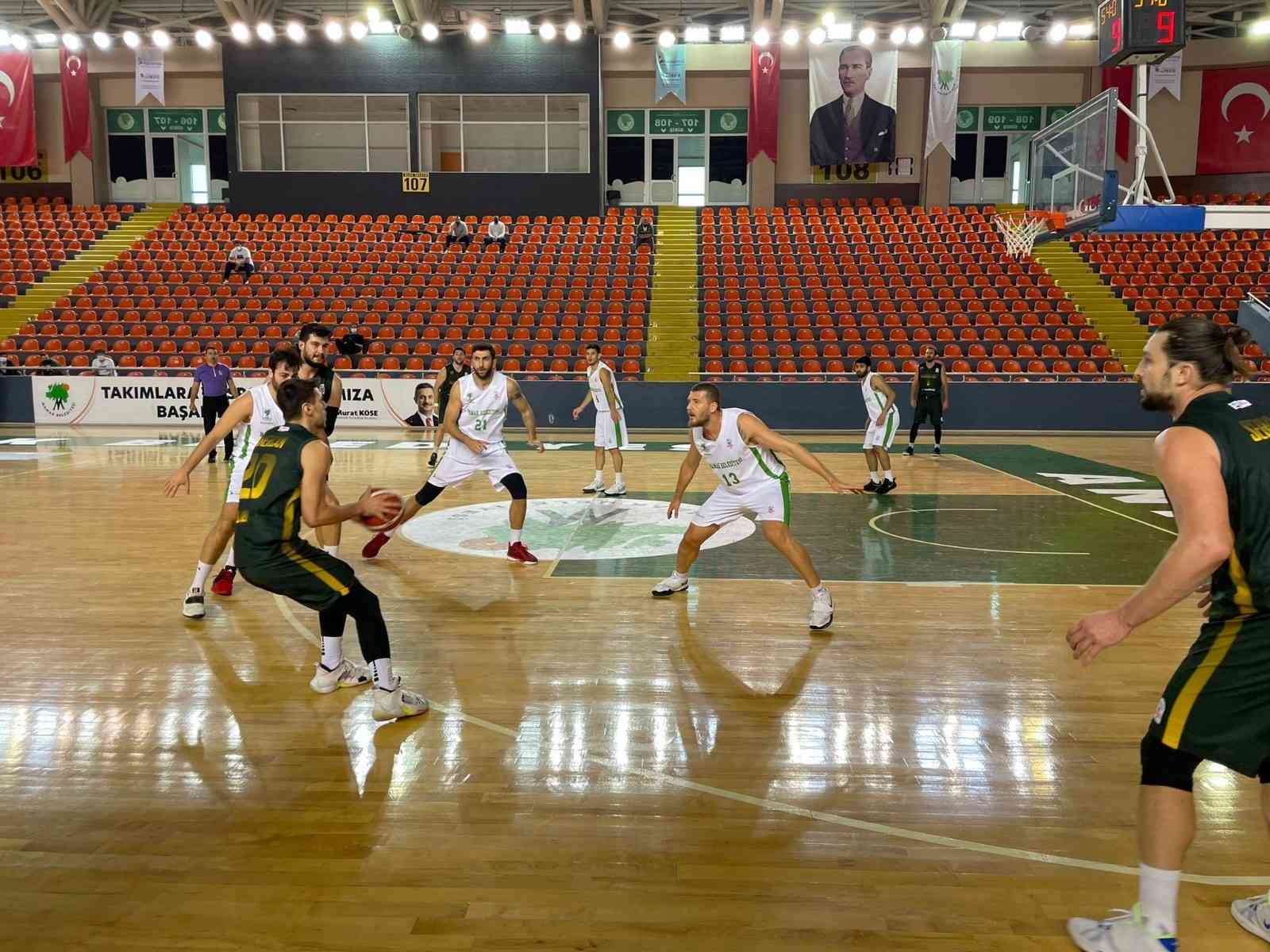 Mamak Belediyesi Basketbol Takımı evinde farklı kazandı #ankara