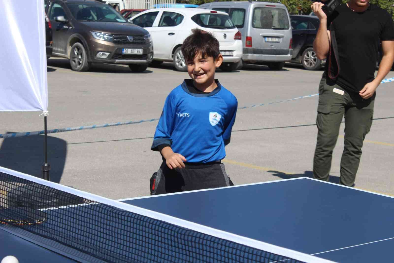 8 yaşında milli olan Akif Efe’nin hedefi takımda kalıcı olmak #denizli