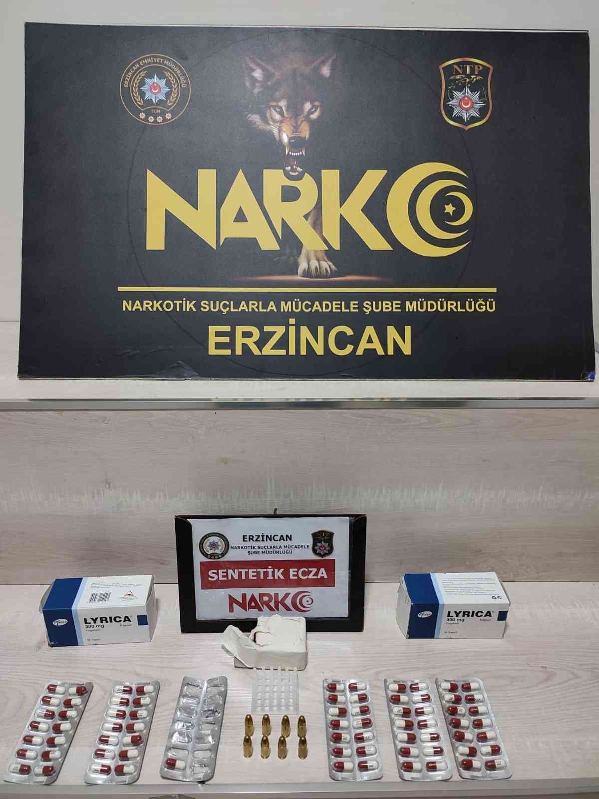 Erzincan’da uyuşturucu satıcılarına yönelik operasyonda gözaltına alınan 7 şüpheliden 3’ü tutuklandı #erzincan