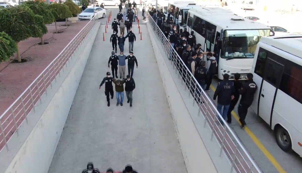 Konya’da silahlı organize suç örgütü operasyonunda 28 tutuklama #konya