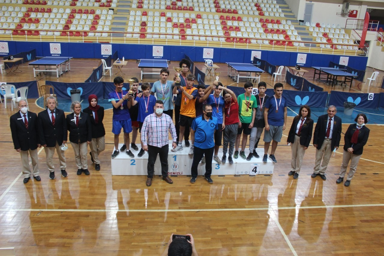 Pamukkale Belediyesi masa tenisi il birinciliğine damga vurdu #denizli