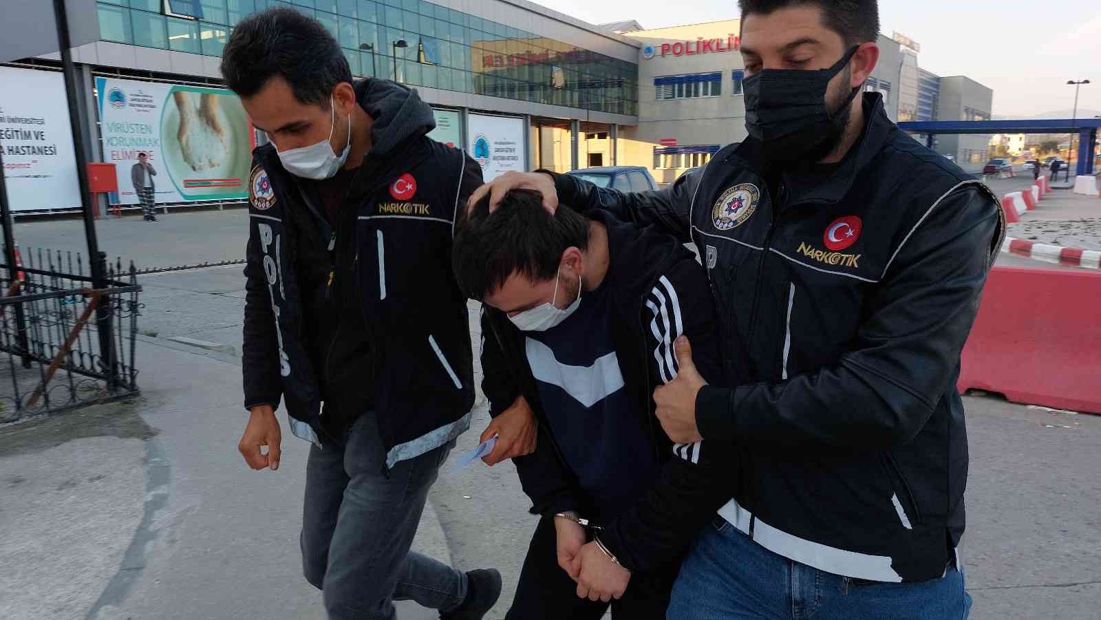 Samsun’da sokak satıcılarına uyuşturucu operasyonu: 7 gözaltı #samsun