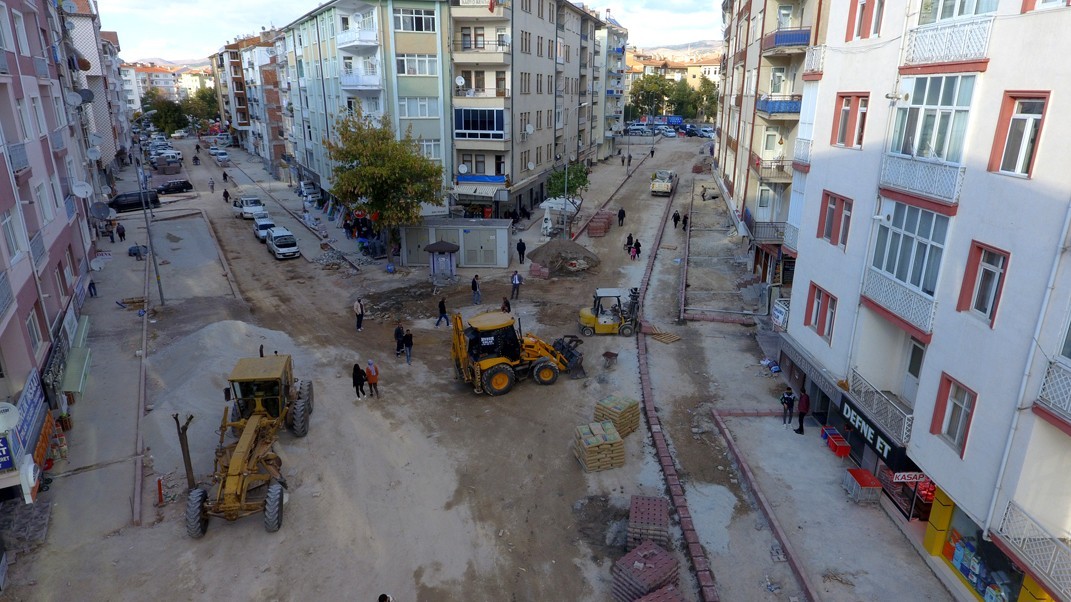 Kırşehir Belediyesi’nin çalışmaları devam ediyor #kirsehir