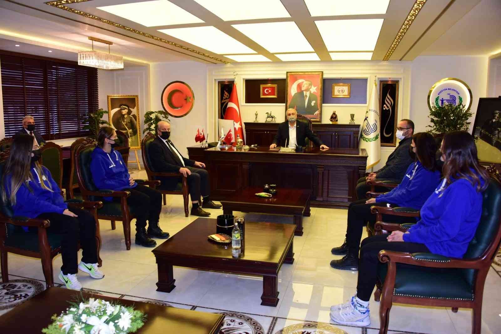 Bizim Kızlardan Başkan Bakkalcıoğlu’na ziyaret #bilecik