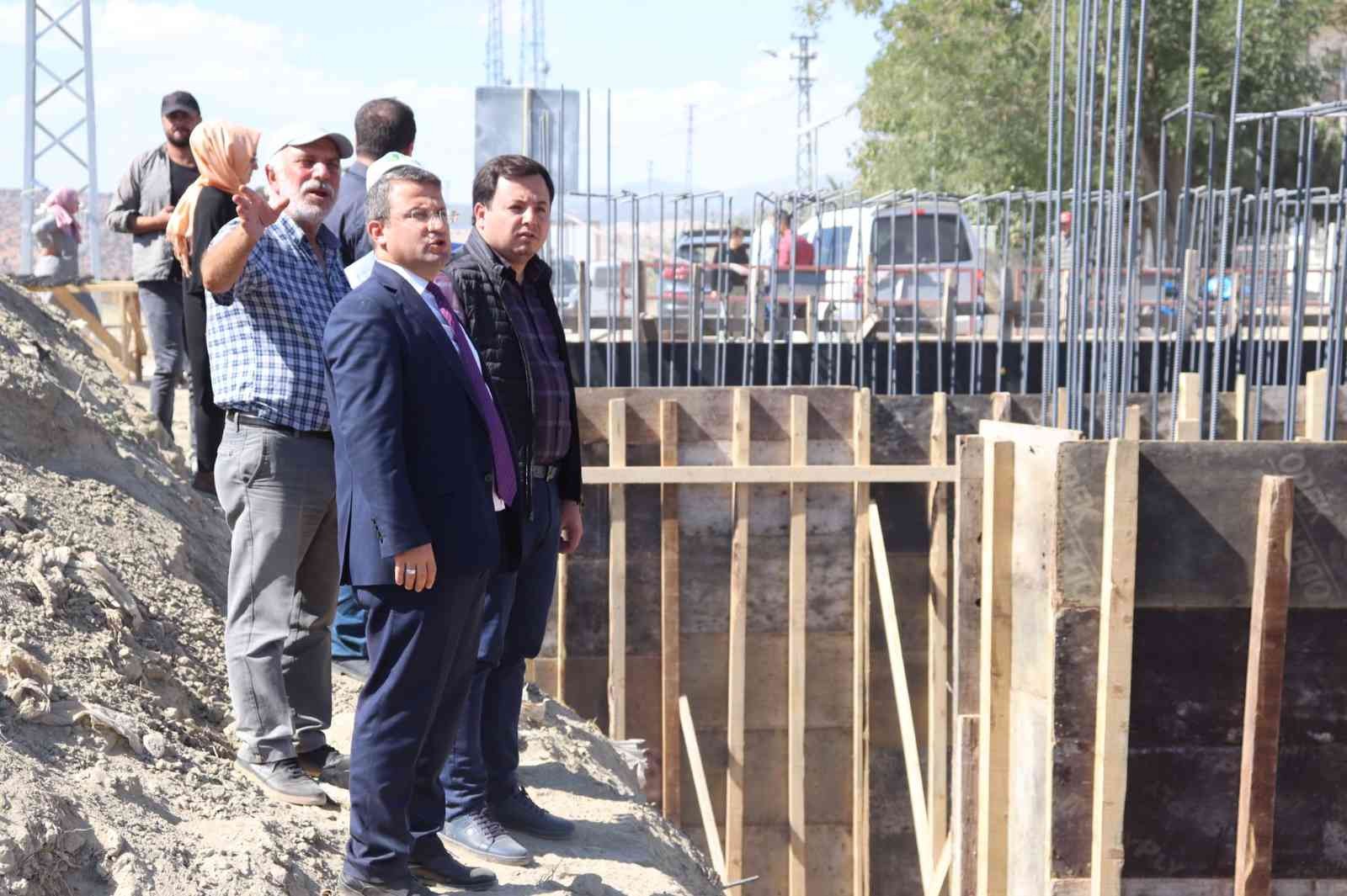 Kaymakam Çimşit ve Sancaktar köprü inşaatını inceledi #antalya