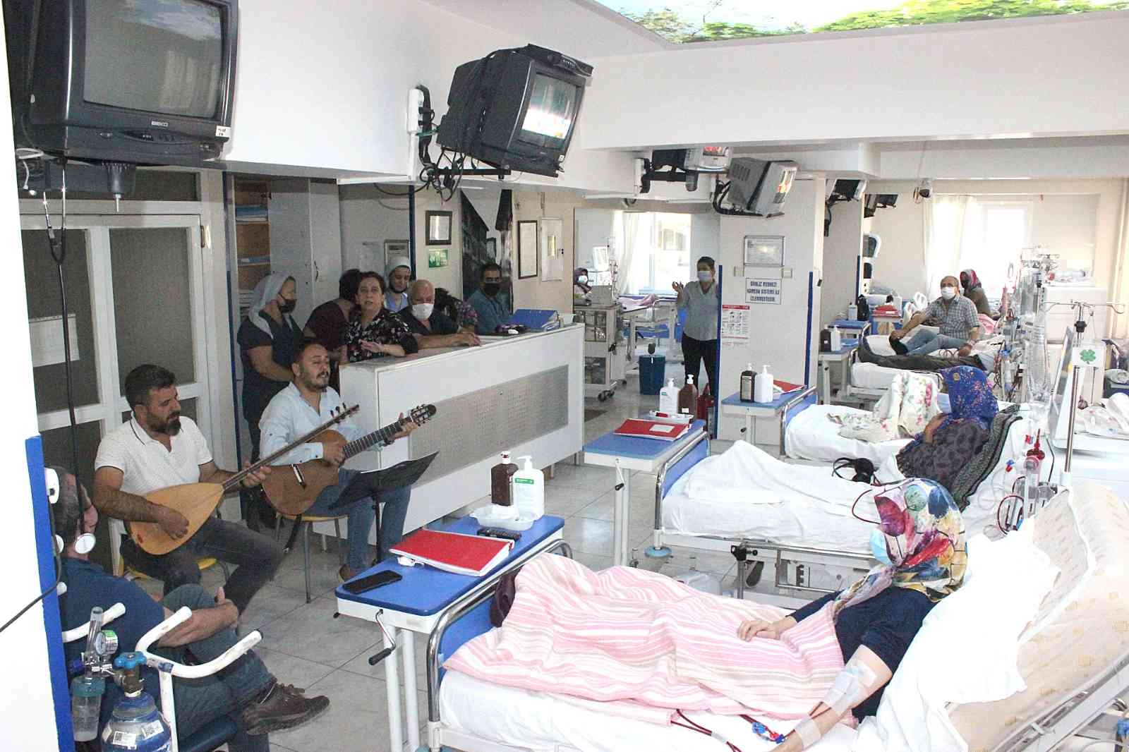 Diyaliz hastalarına müzikli terapi #izmir