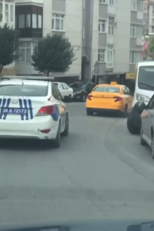Müşteri olarak bindiği taksiyi çaldı, 3 gün taksicilik yaptı #istanbul