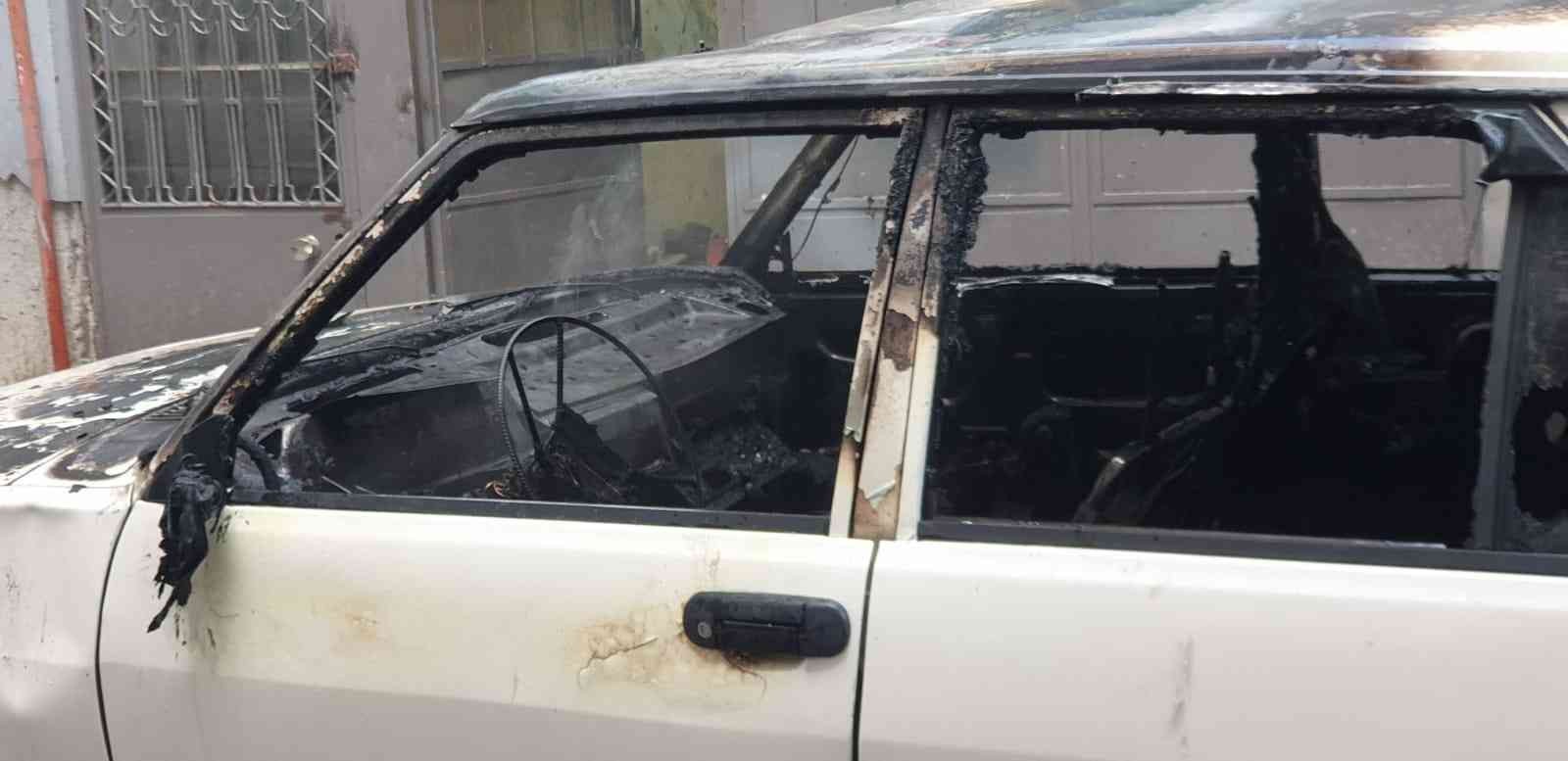 LPG’li araç alev alev yandı, vatandaşlar film izler gibi seyretti #bursa