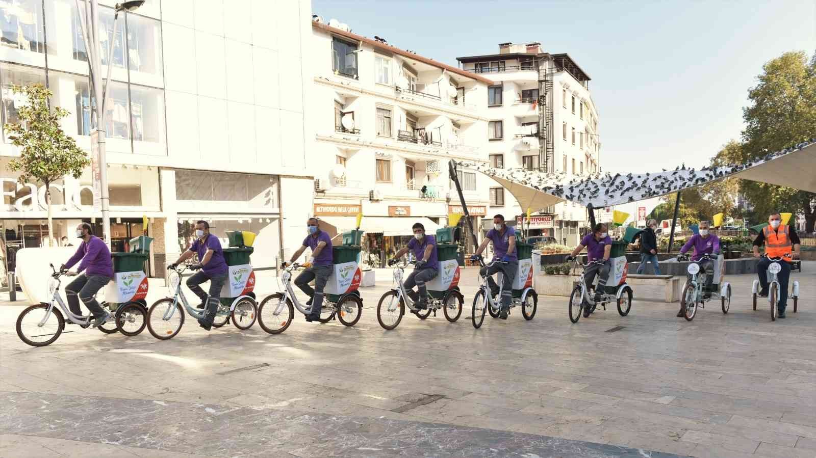 Altınordu’da ‘bisikletli temizlik timi’ görev başında #ordu