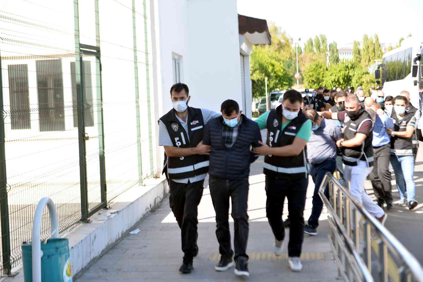 Adana’da ihaleye fesat operasyonunda 87 kişi adliyeye sevk edildi #adana