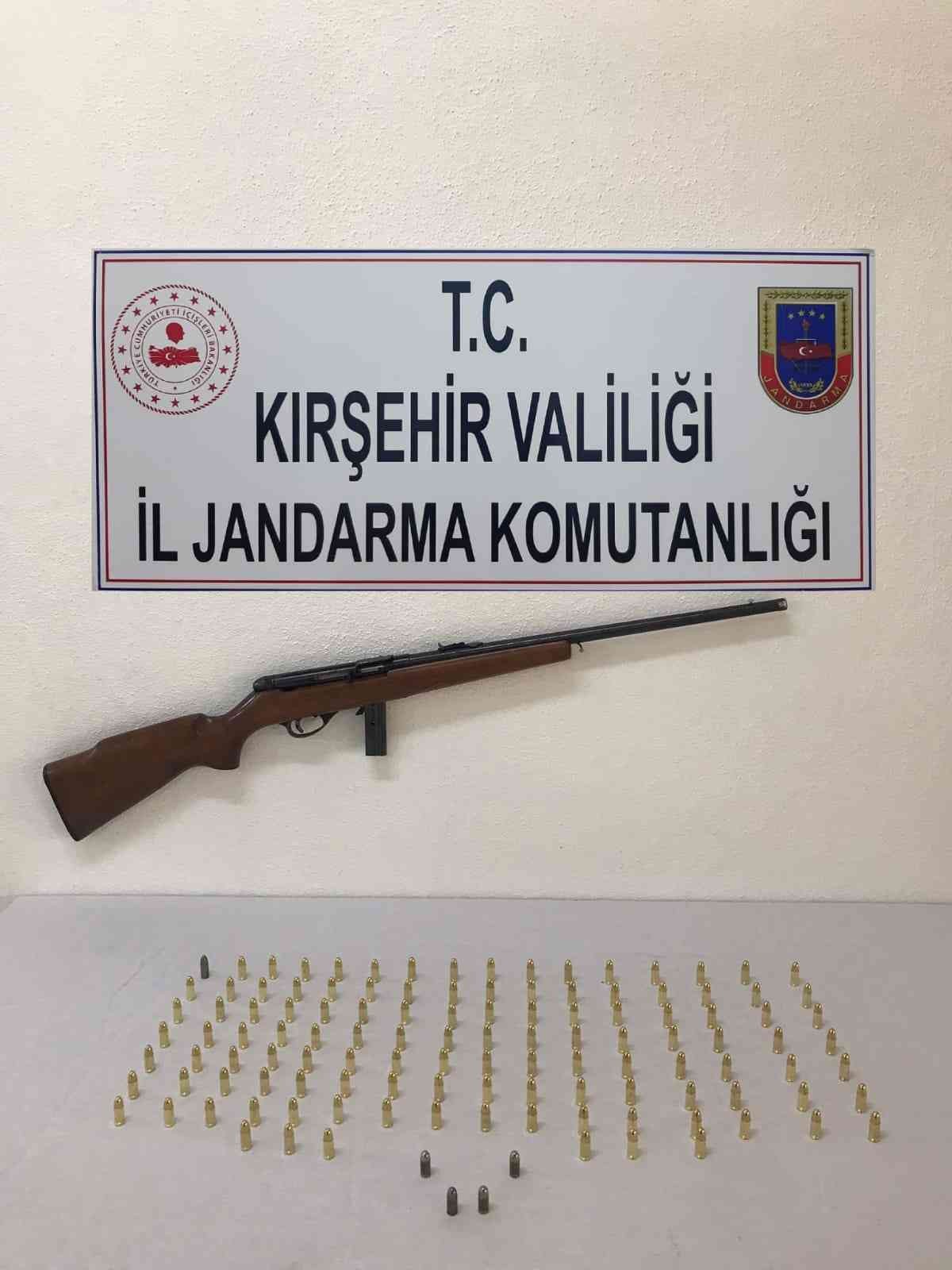 Kırşehir’de saldırı tüfeği ele geçirildi #kirsehir