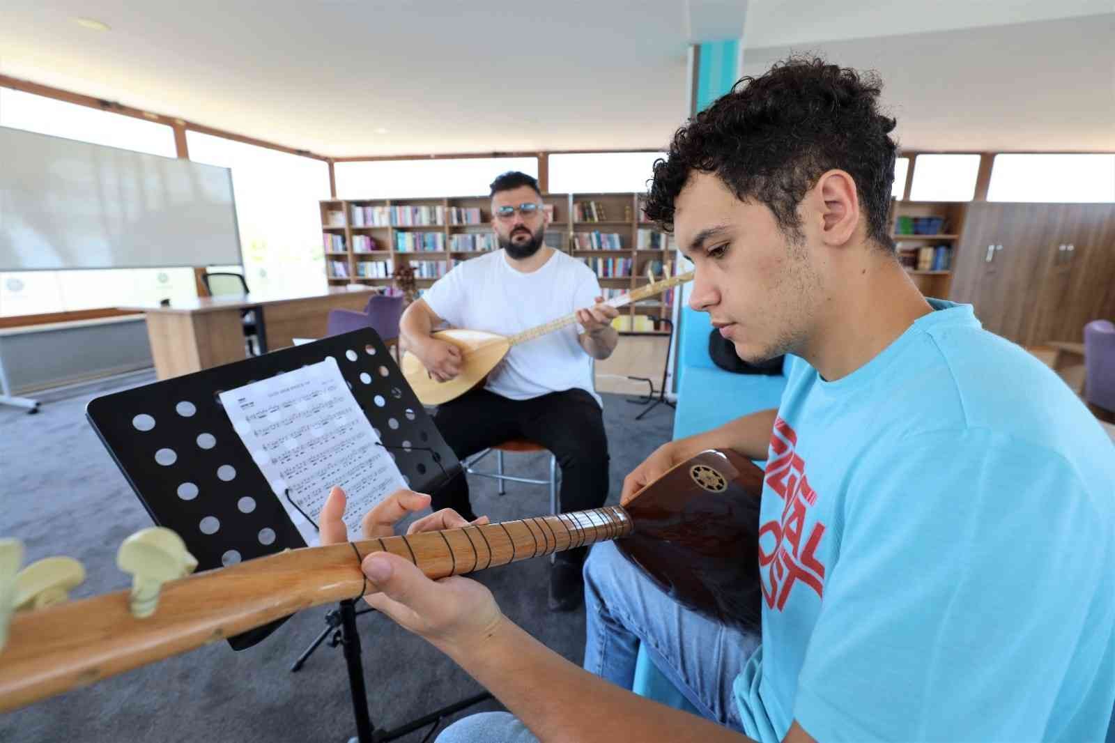 Başiskele’de ücretsiz müzik okulları yeniden başlıyor #kocaeli