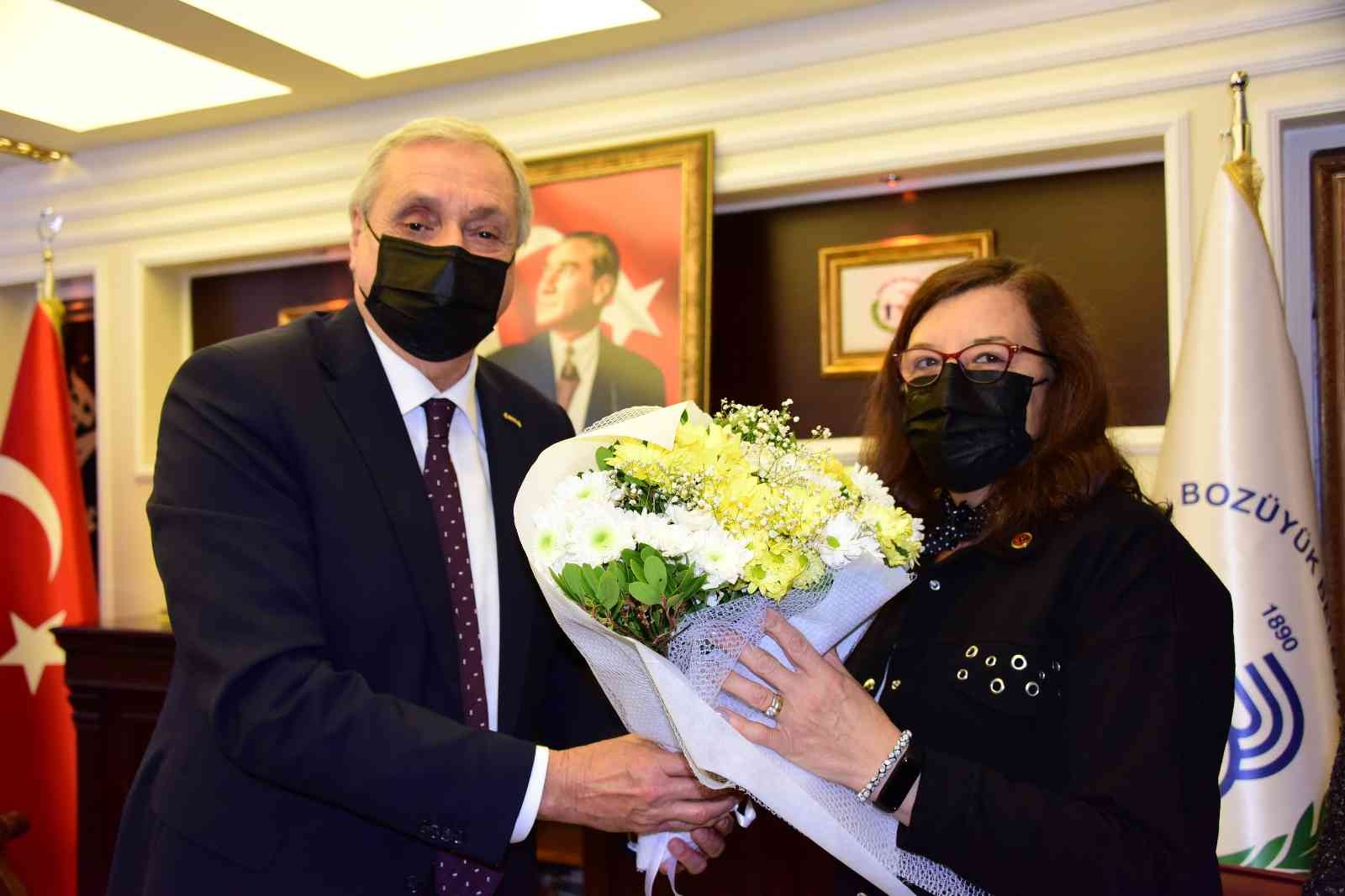 Başkan Bakkalcıoğlu, muhtarları makamında kabul etti #bilecik