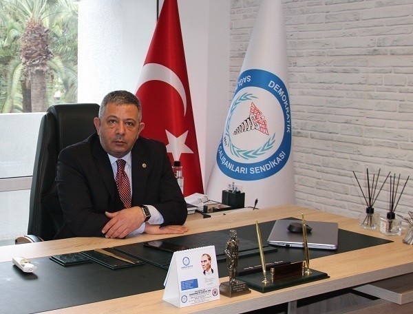 Togan Demircan: ’Sağlık idarecileri sözleşmeli değil sınavla atanmalıdır’ #izmir