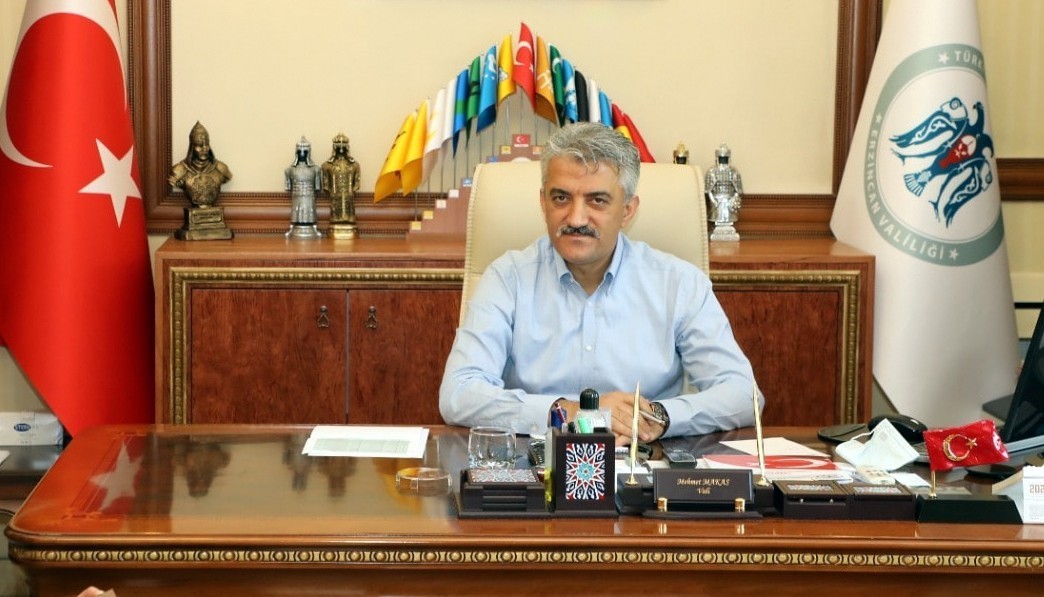 Vali Makas: “Muhtar kelimesinin anlamı seçilmiş, seçkin kimsedir” #erzincan