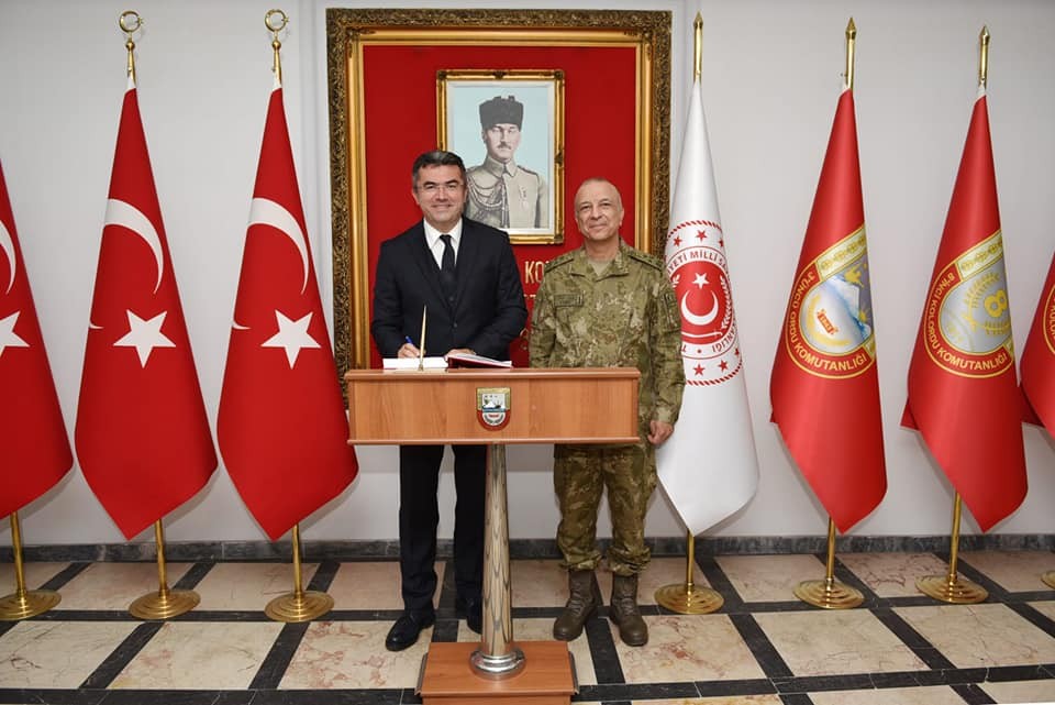Erzurum Valisi Memiş, 3. Ordu Komutanlığı’na atanan Korgeneral Türkgenci’ne iade-i ziyarette bulundu #erzincan