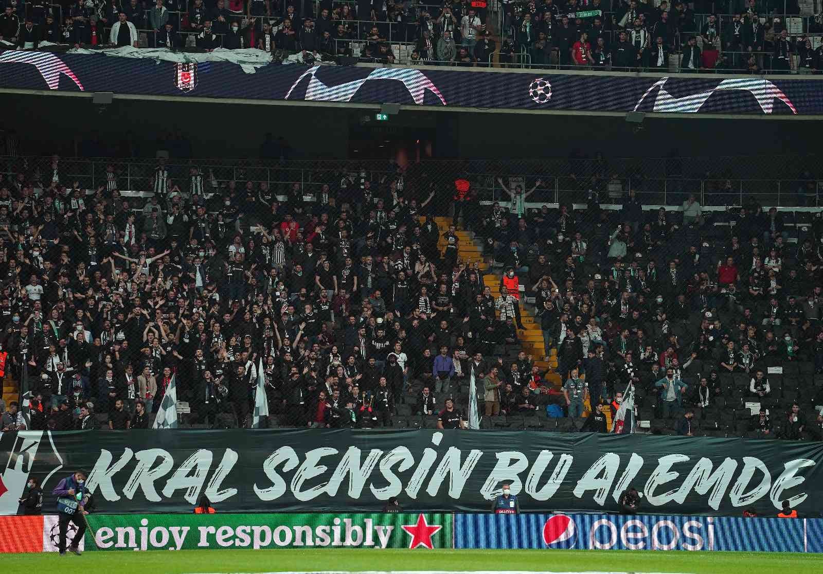 UEFA Şampiyonlar Ligi: Beşiktaş: 0 - Sporting Lizbon: 1 (Maç devam ediyor) #istanbul