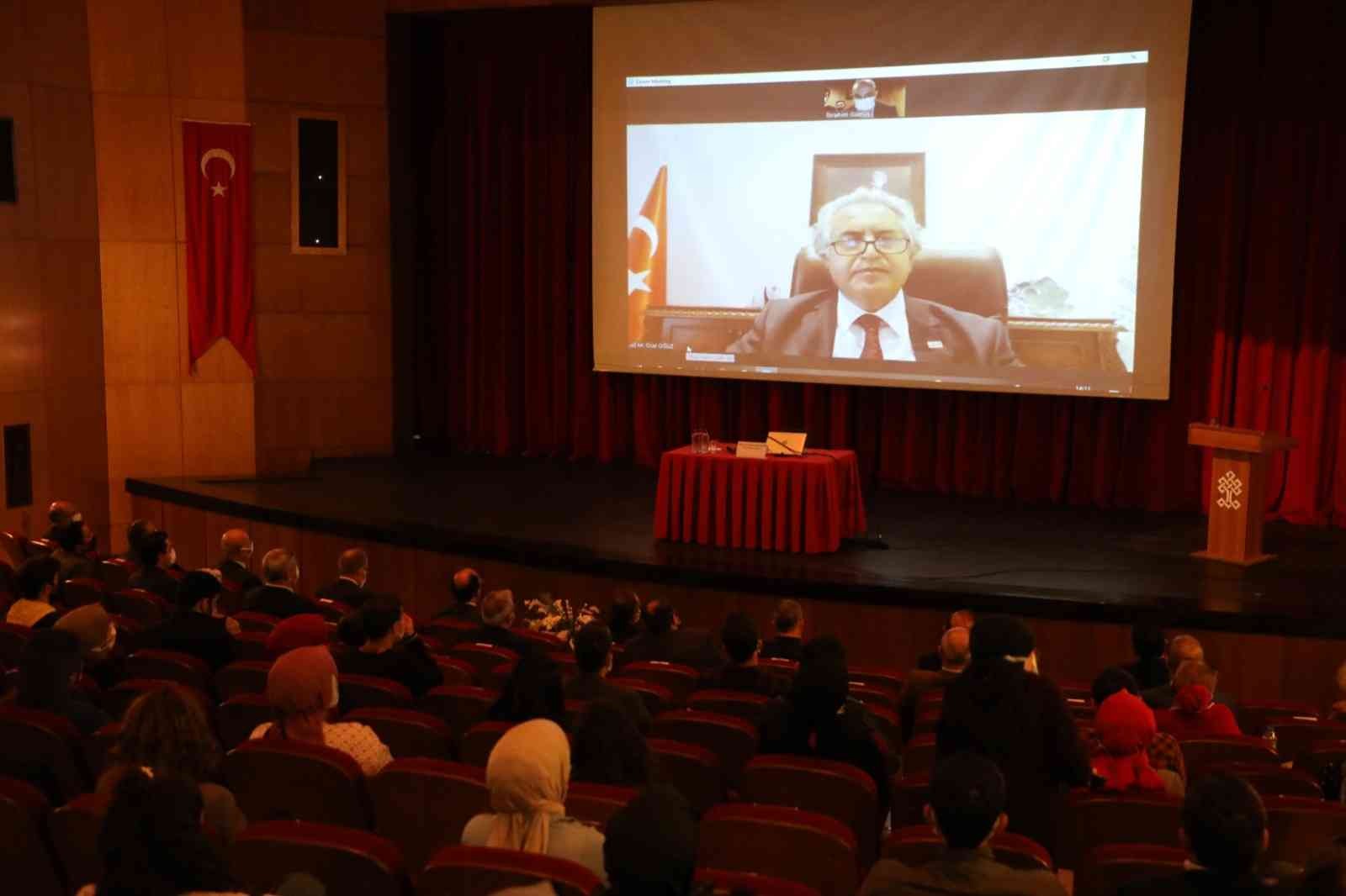 “Türkçemiz ve Yunus Emre” konferansı gerçekleştirildi #bartin