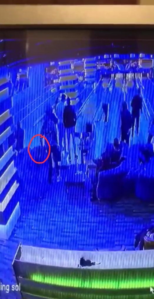 Esenyurt’ta çanta hırsızlığı kameraya yansıdı #istanbul