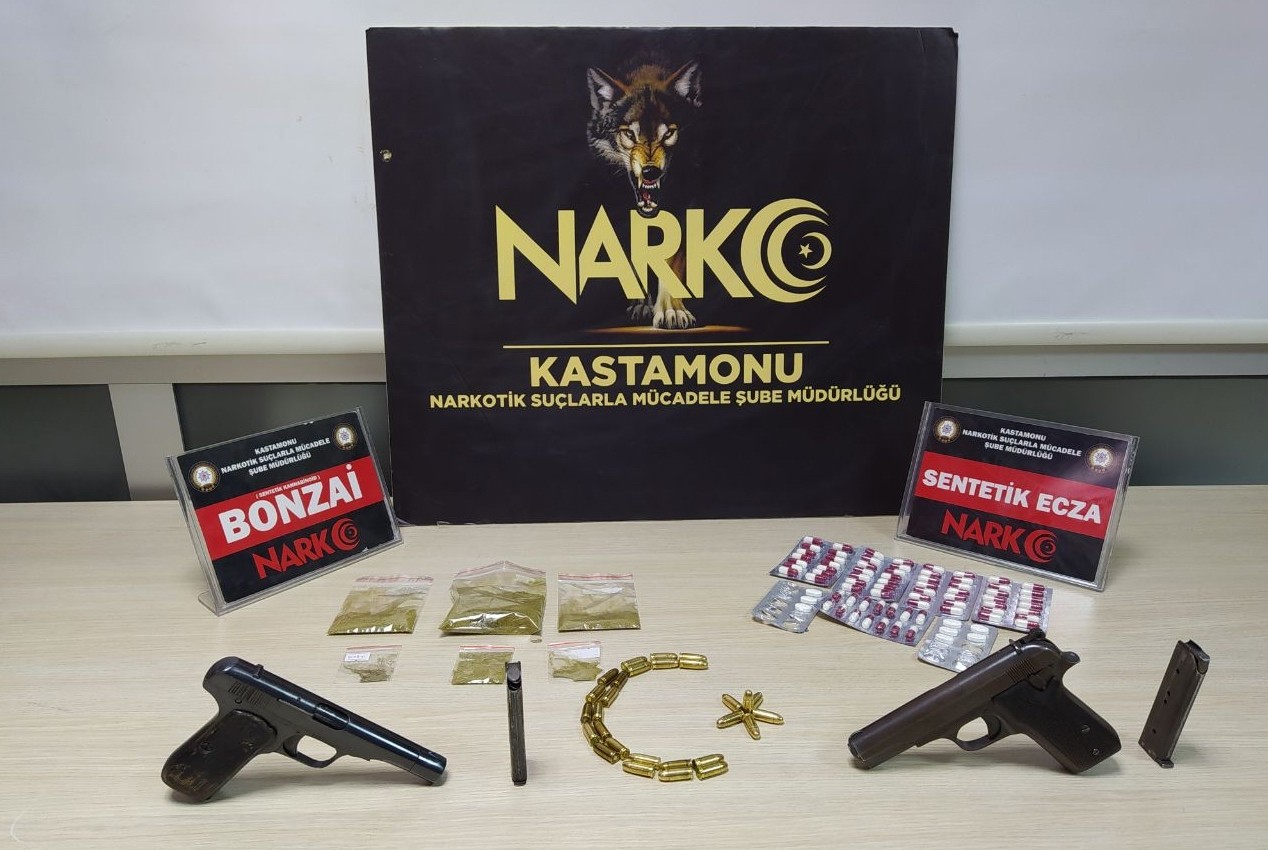 Zehir tacirlerine büyük operasyon: 4 kişi tutuklandı #kastamonu