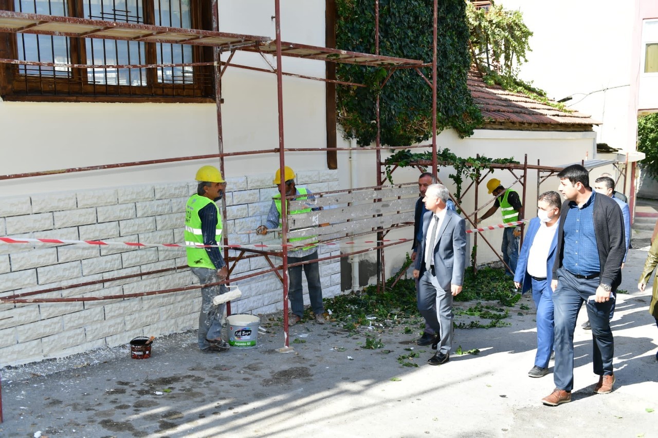Başkan Çınar, sokak sağlıklaştırma çalışmalarını inceledi #malatya
