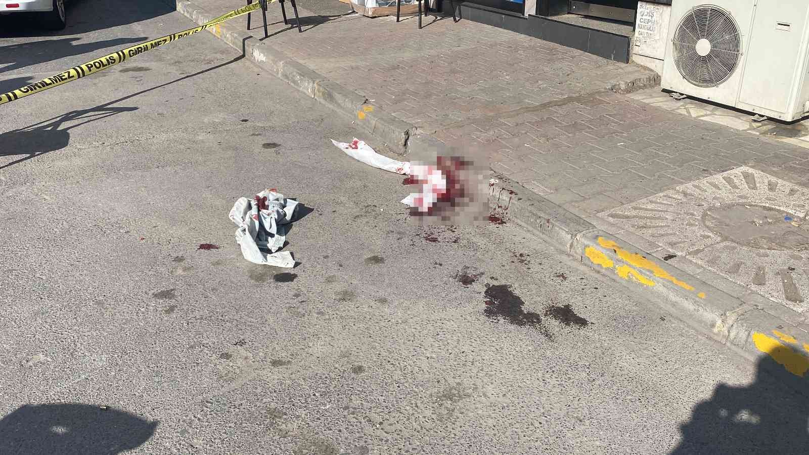 Sarıyer’de çıkan kavgada silahını çekip kurşun yağdırdı: 2 yaralı #istanbul
