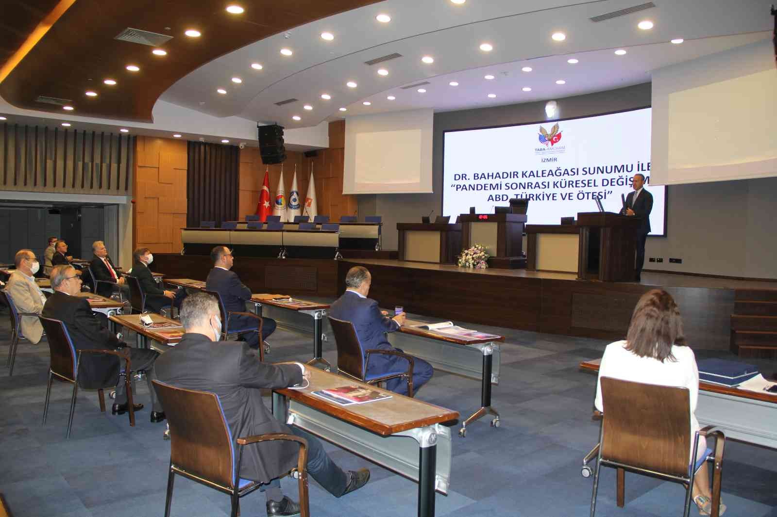 Pandeminin etkisi değerlendirildi: Belki de 10-15 yıl sonra anlayacağımız bir değişimin içindeyiz #izmir