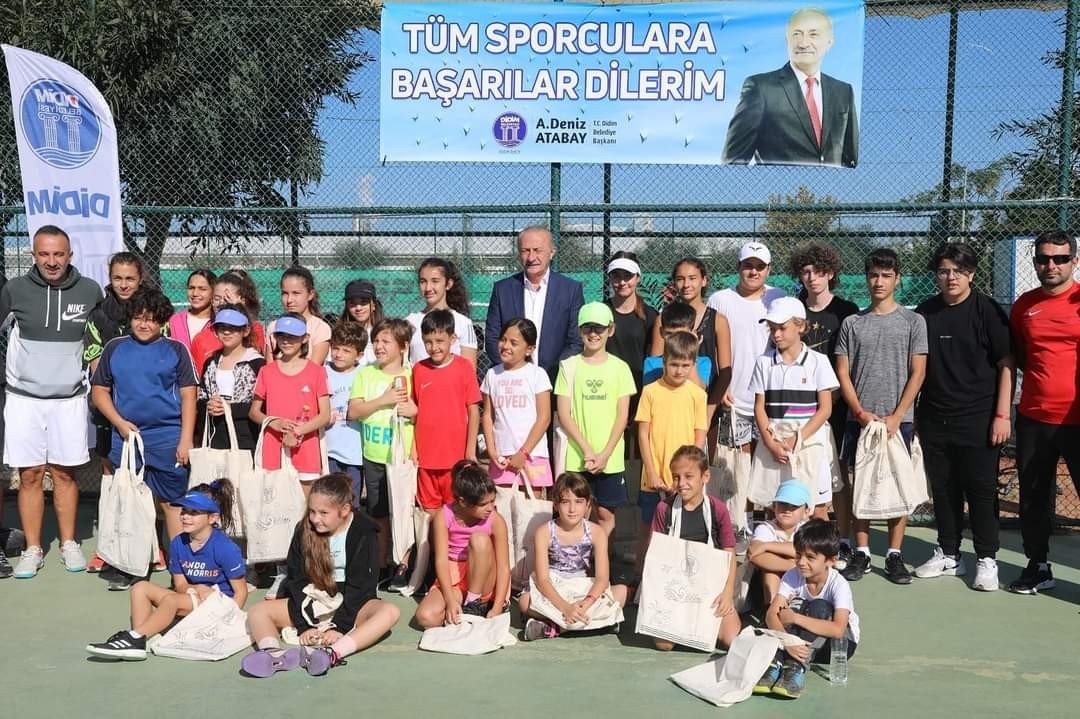 Başkan Atabay tenisçilerle bir araya geldi #aydin