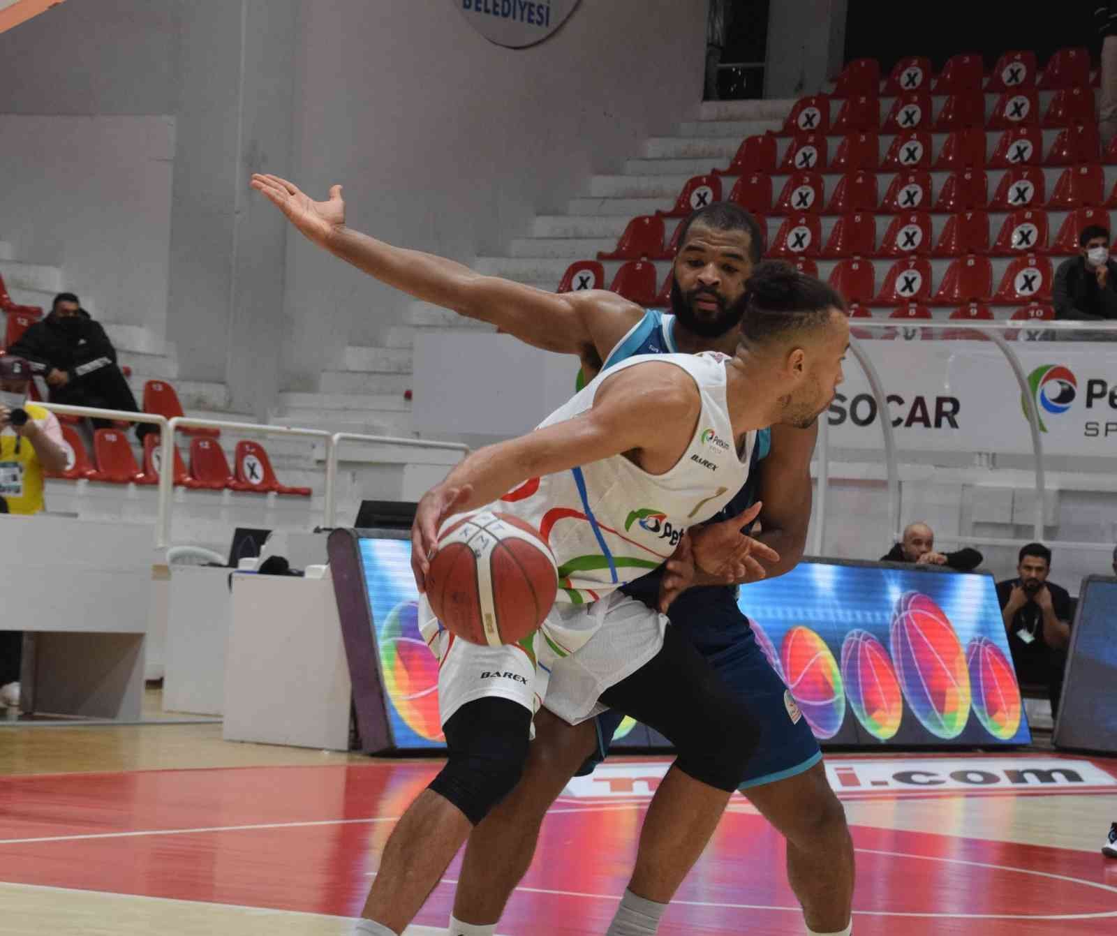 ING Basketbol Süper Ligi: Aliağa Petkim Spor: 71 - Türk Telekom: 59 #izmir