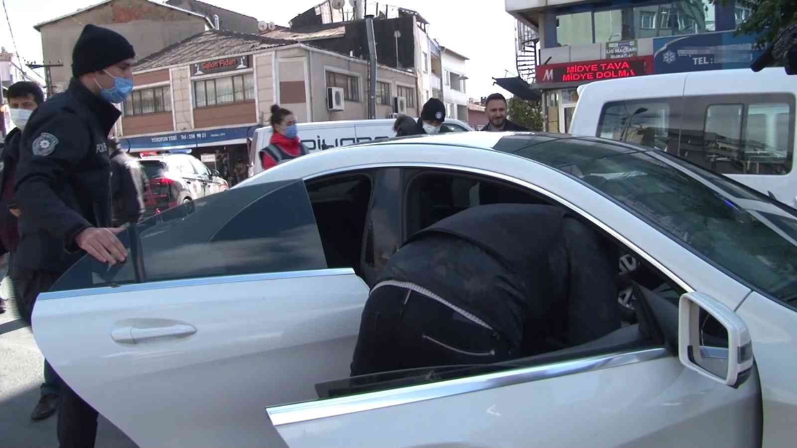 Okmeydanı’nda araçlar didik didik arandı #istanbul