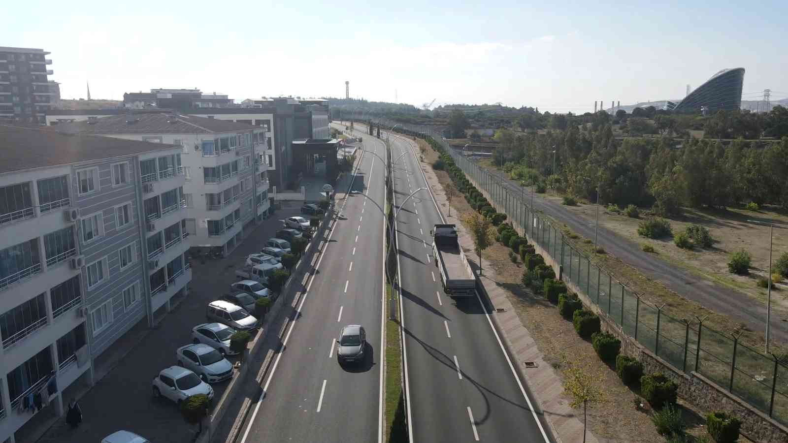 Aliağa’daki Necmettin Giritlioğlu Caddesi yepyeni görünüme kavuştu #izmir