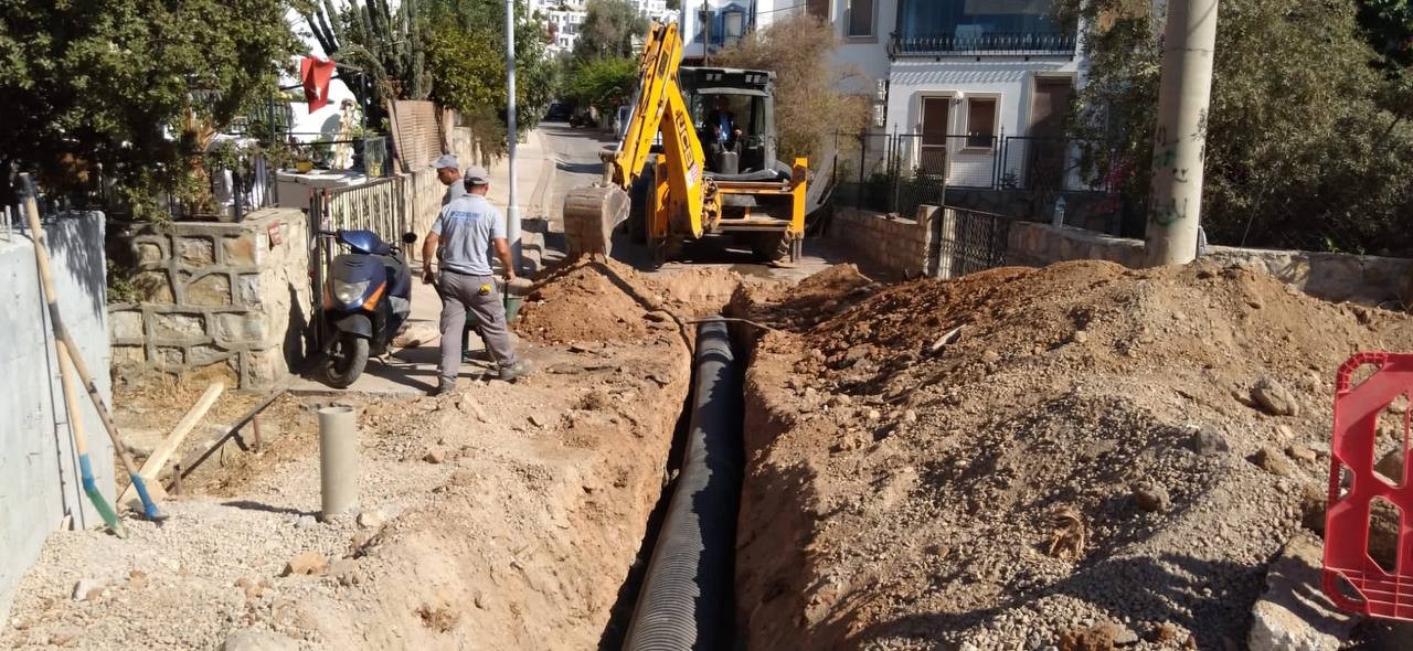 Bodrum Belediyesi su taşkınlarına karşı önlemlerini alıyor #mugla