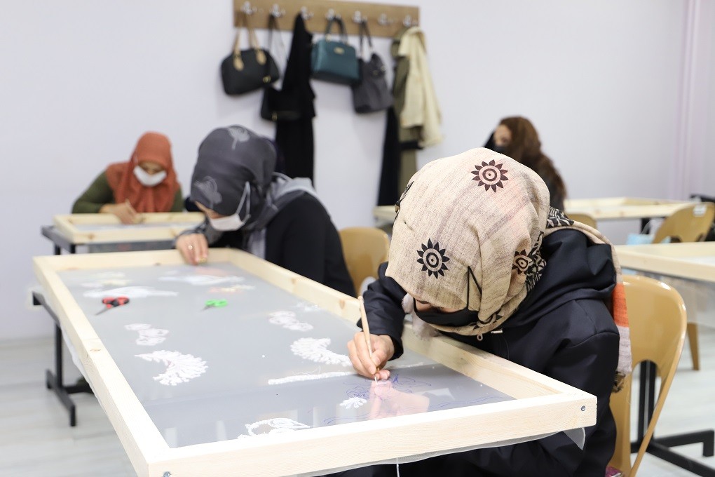 ERMEK kurslarında 195 kursiyer, 7 eğitmen eşliğinde hafta içi her gün eğitimlerine devam ediyor #erzincan