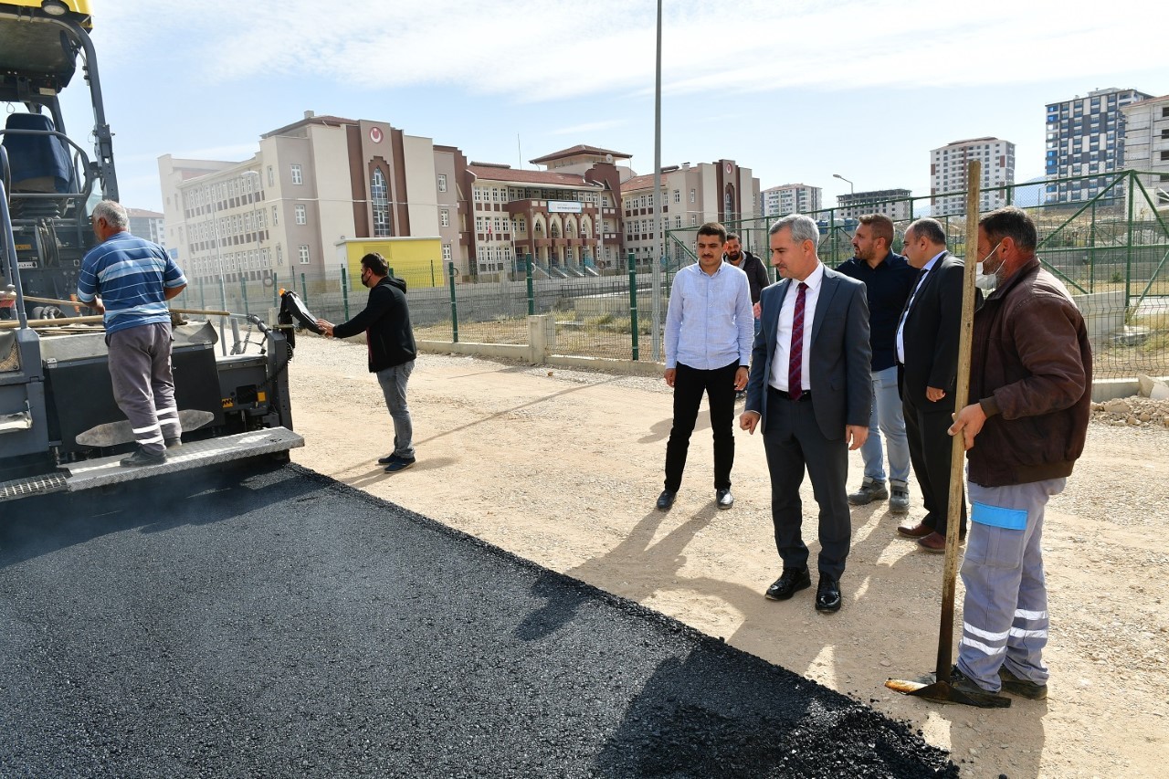 Başkan Çınar, yol yenileme hizmetlerini inceledi #malatya