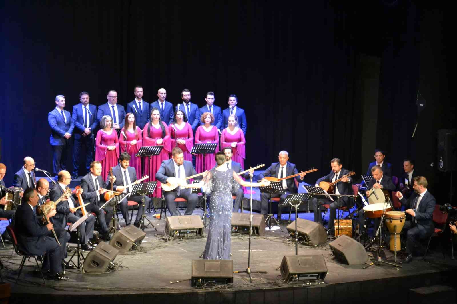 Bursa’da ‘Türkülerle Merhaba’ açılış konseri #bursa
