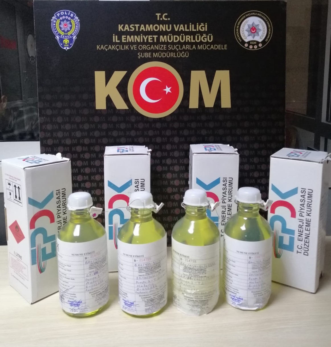 Kastamonu’da 4 bin 702 litre kaçak akaryakıt ele geçirildi #kastamonu