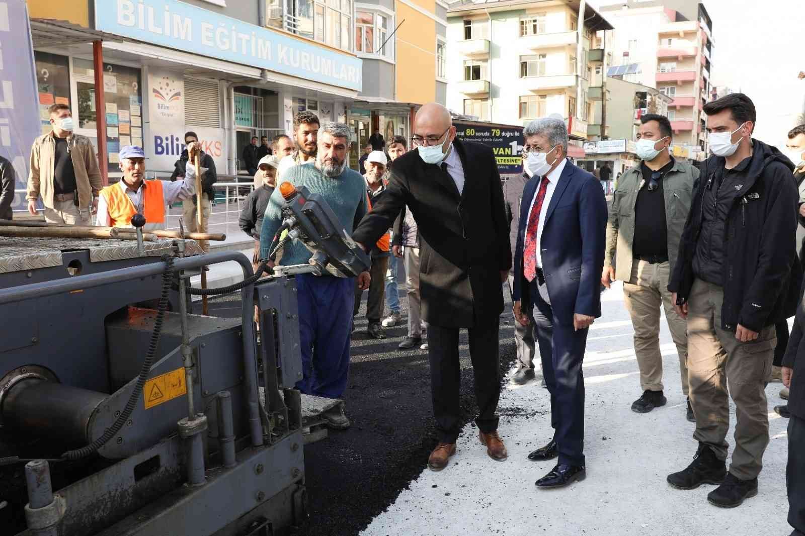Vali Ve Belediye Başkan Vekili Bilmez, İpekyolu’ndaki çalışmaları inceledi #van
