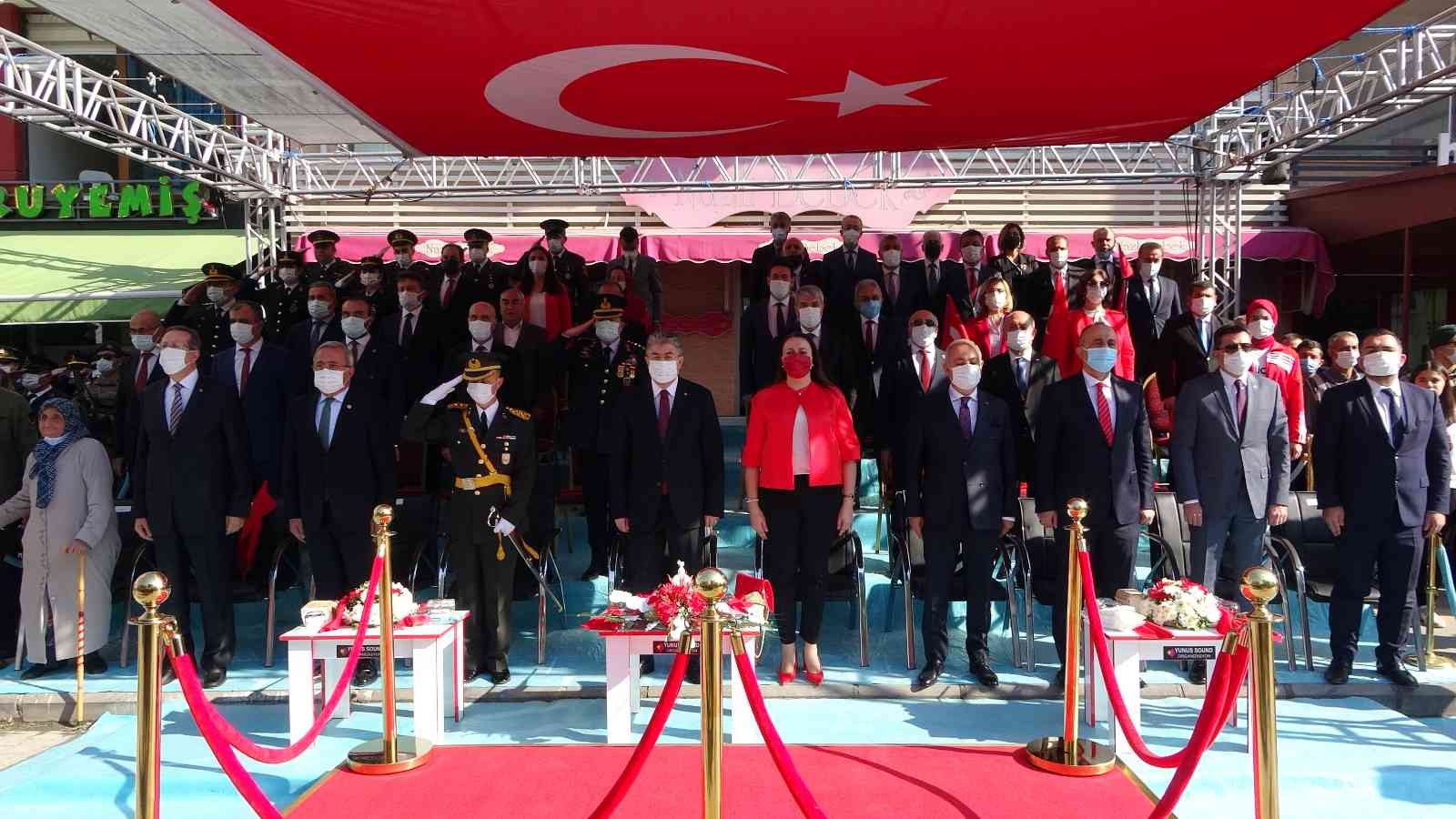 Cumhuriyetin kuruluşunun 98’inci yılı Osmaniye’de coşkuyla kutlandı #osmaniye