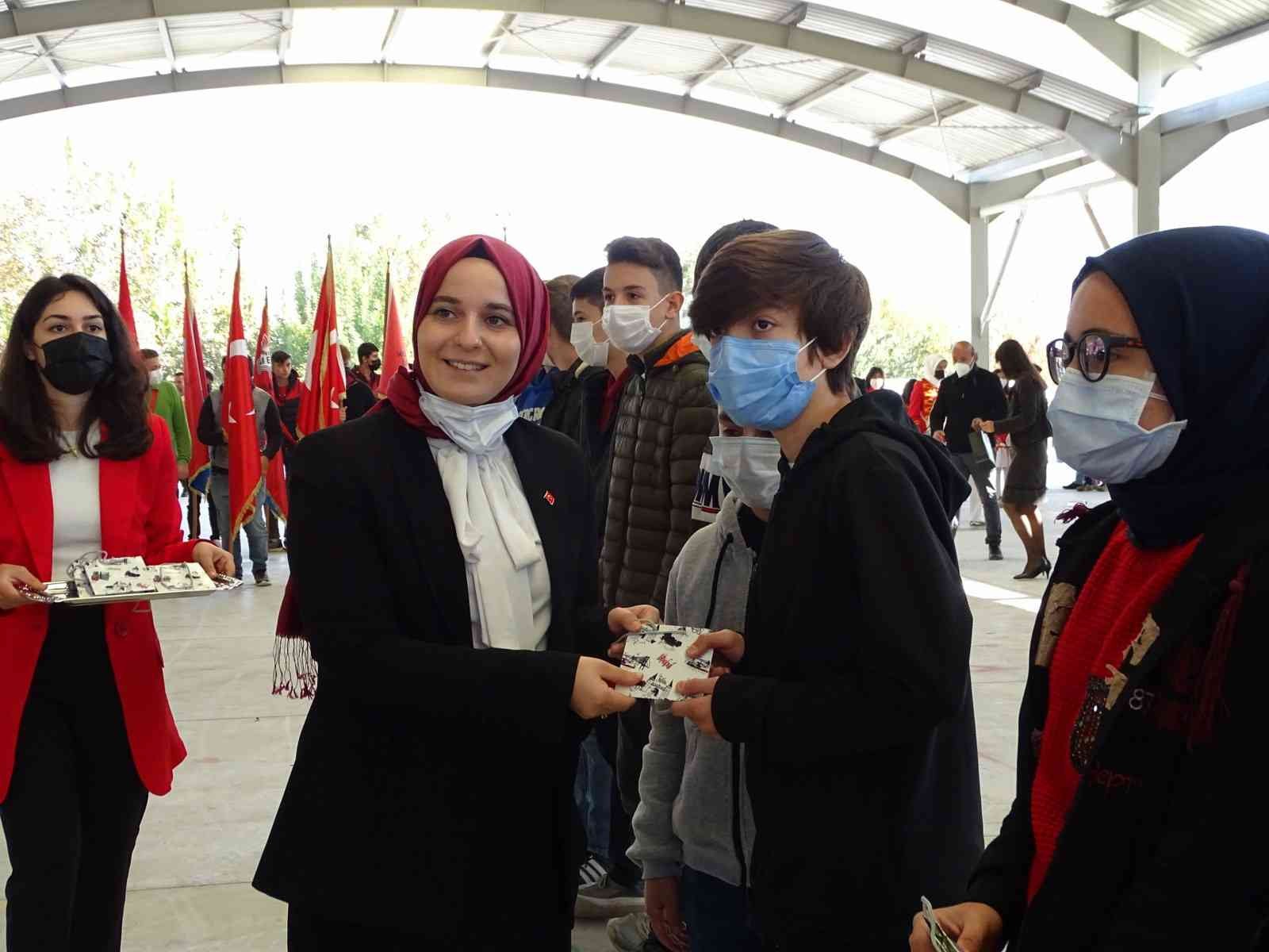 Hisarcık’ta başarılı öğrenciler ödüllendirildi #kutahya