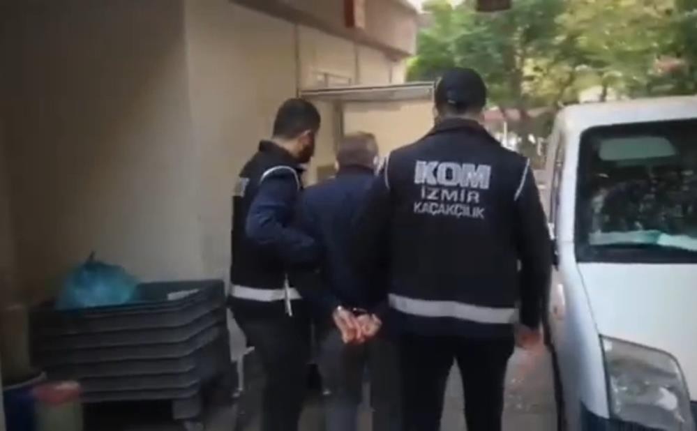Buca Belediyesi’ne yolsuzluk operasyonunda 4 tutuklama #izmir