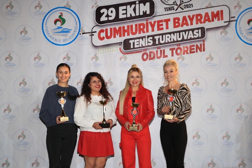 Pamukkale Belediyesi Tenis Turnuvası’nda kupalar sahibini buluyor #denizli