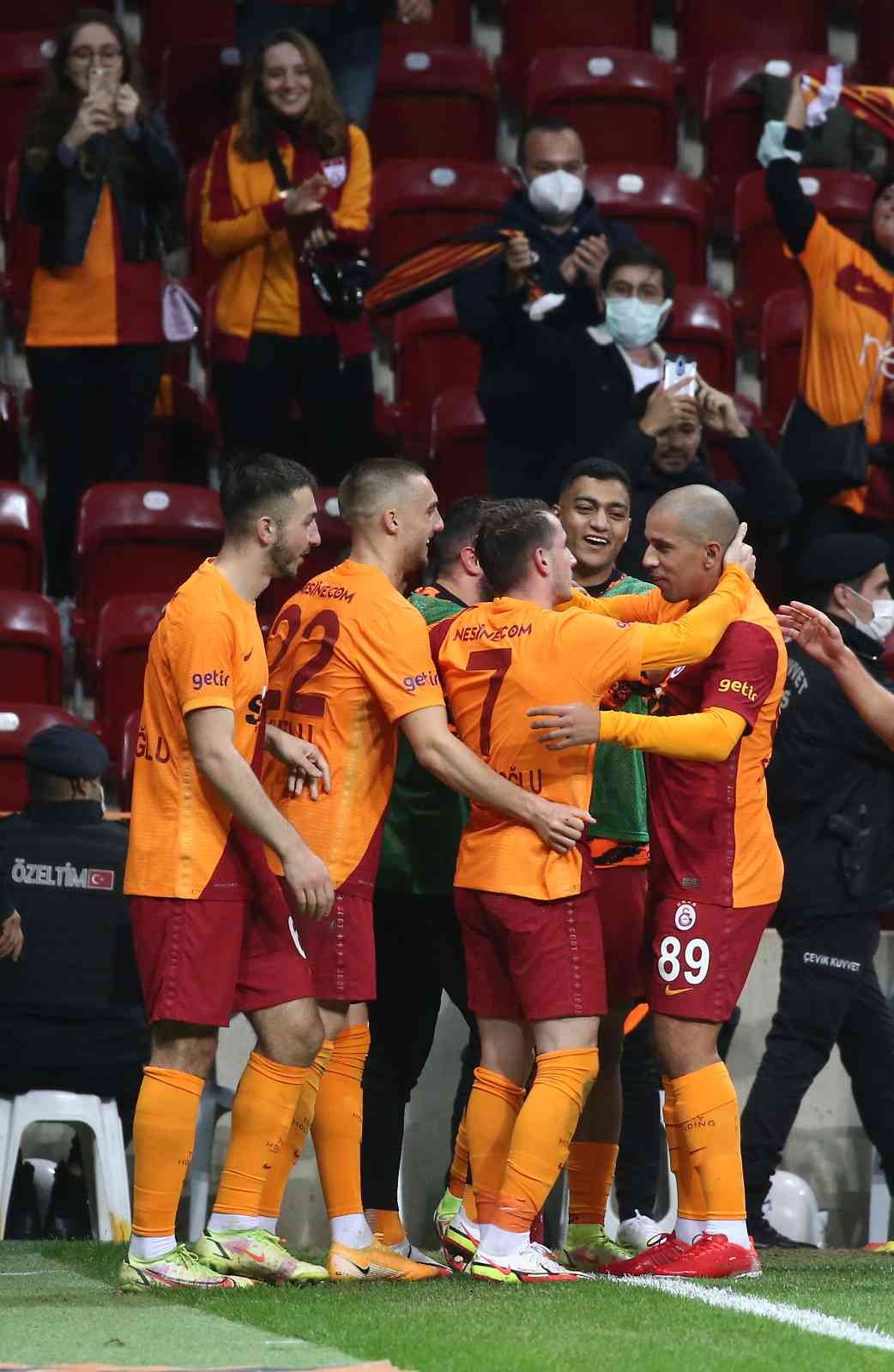 Galatasaray evinde 3 maçtır kazanıyor #istanbul